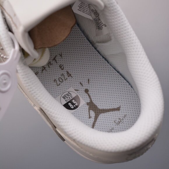 Jordan 1 Retro Low x Travis Scott x Michael Rubin 'White Party' - Picture 9 of 9